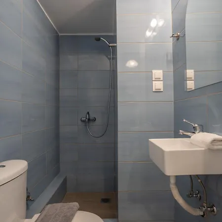 Serenity Haven - New Renovated 2br In Koukaki Apartment