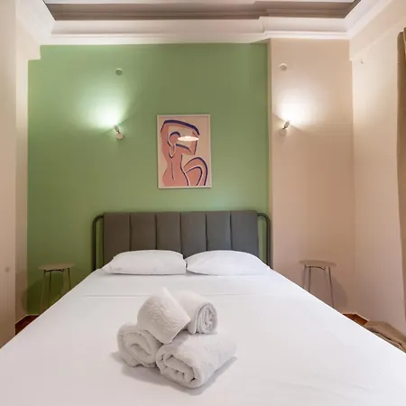 Serenity Haven - New Renovated 2br In Koukaki Athens